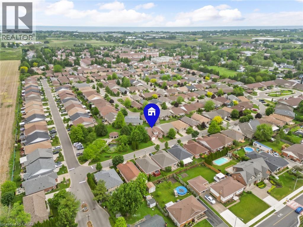 Photo 30 of 3919 Durban Lane, Vineland ON