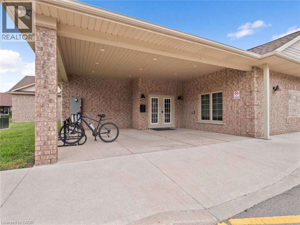 Photo 17 of 3919 Durban Lane, Vineland ON