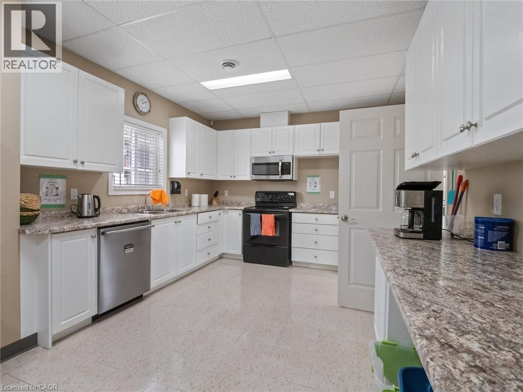 Photo 19 of 3919 Durban Lane, Vineland ON