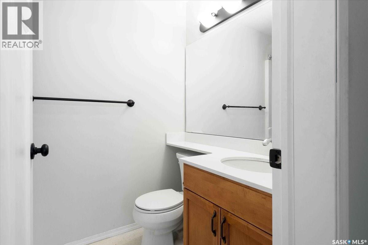 Photo 14 of 115 1220 Blackfoot Drive, Regina SK