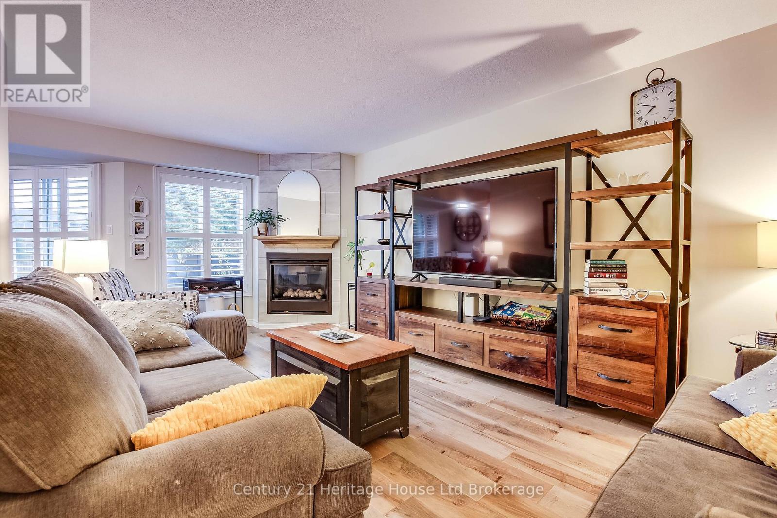 Photo 26 of 6 395 Springbank Avenue N, Woodstock ON