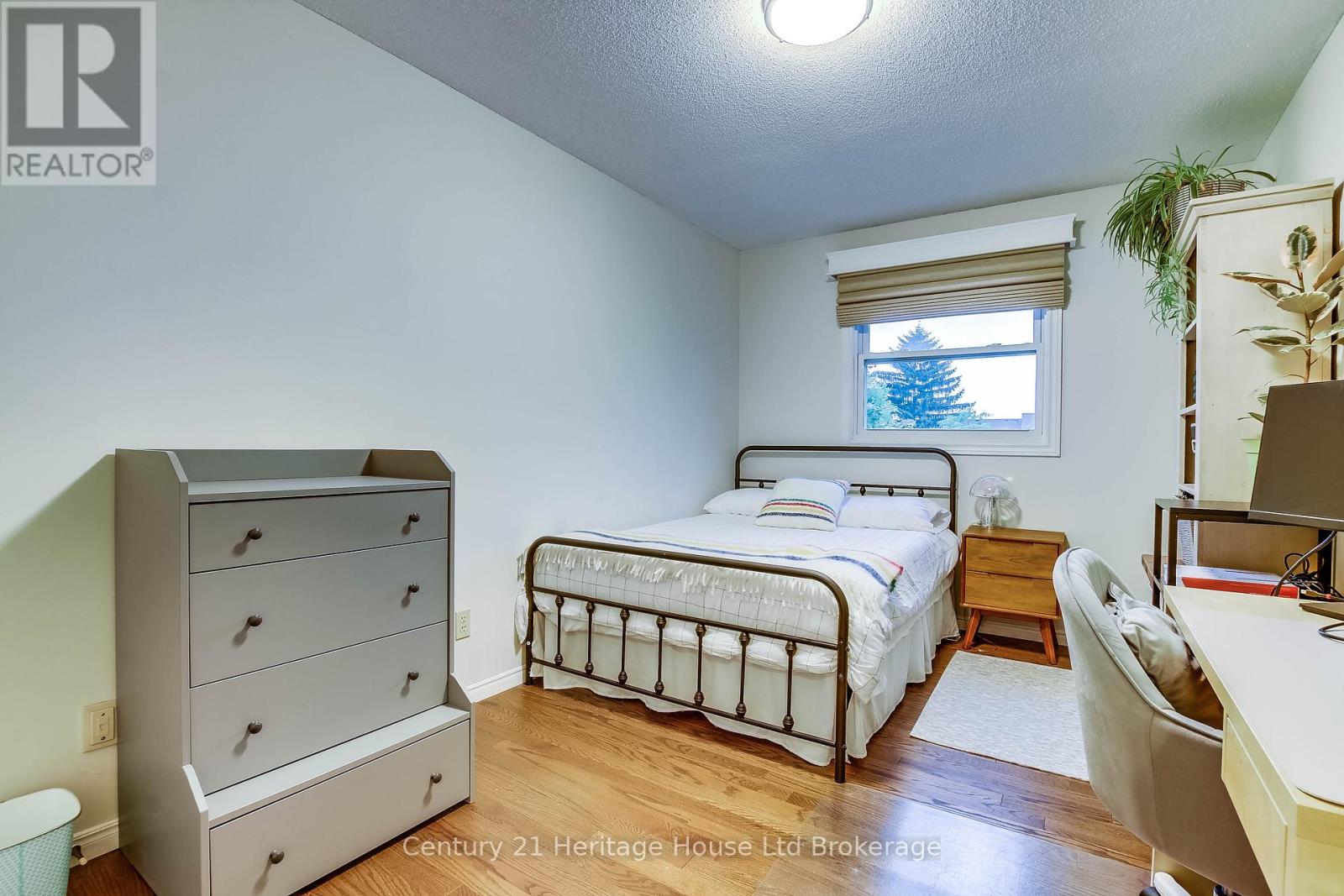 Photo 13 of 6 395 Springbank Avenue N, Woodstock ON