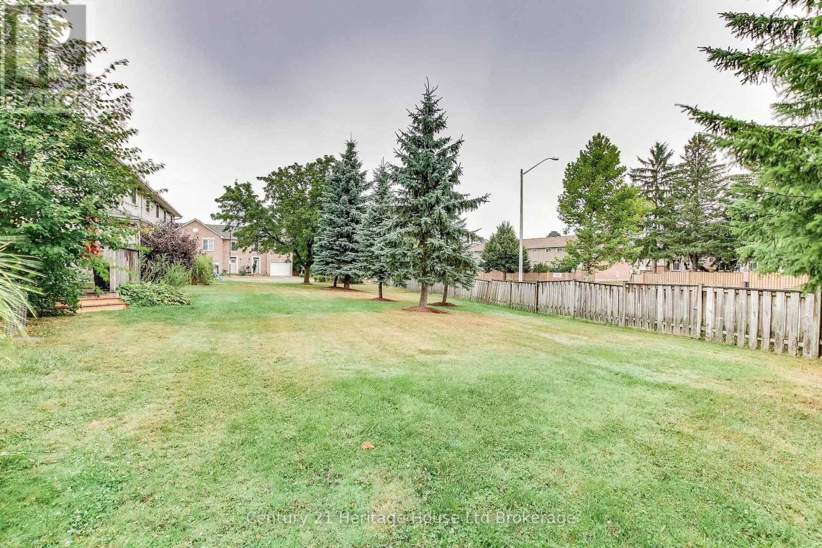 Photo 22 of 6 395 Springbank Avenue N, Woodstock ON