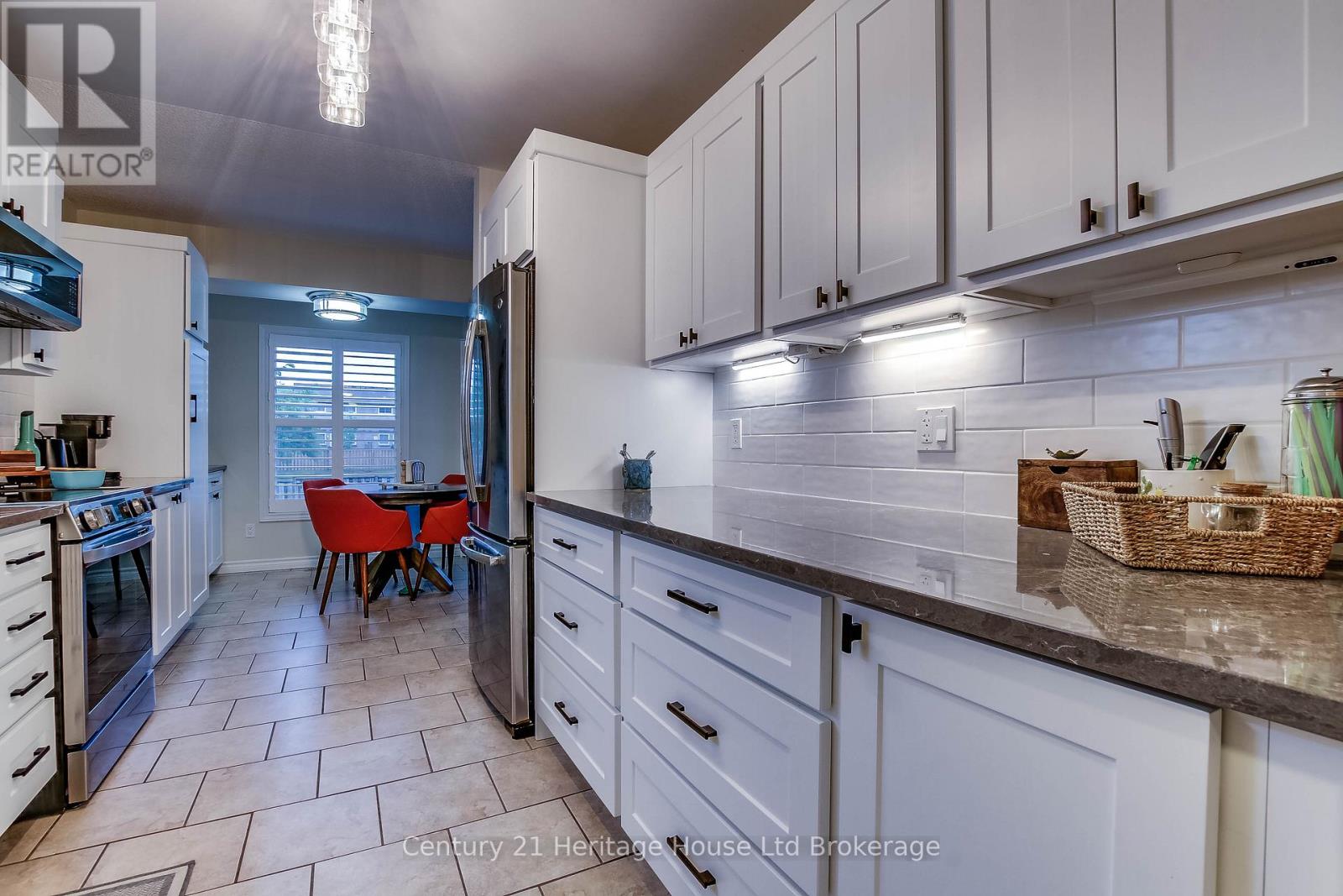 Photo 29 of 6 395 Springbank Avenue N, Woodstock ON