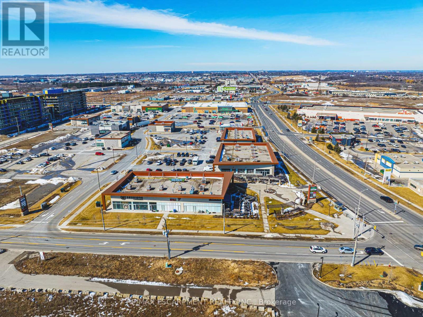 Photo 9 of 4 1784 Stone Church Road E, Hamilton ON