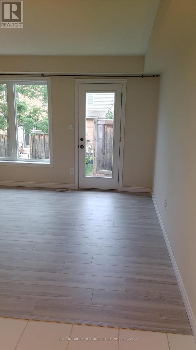 Photo 3 of 31 167 Arkell Road, Guelph ON