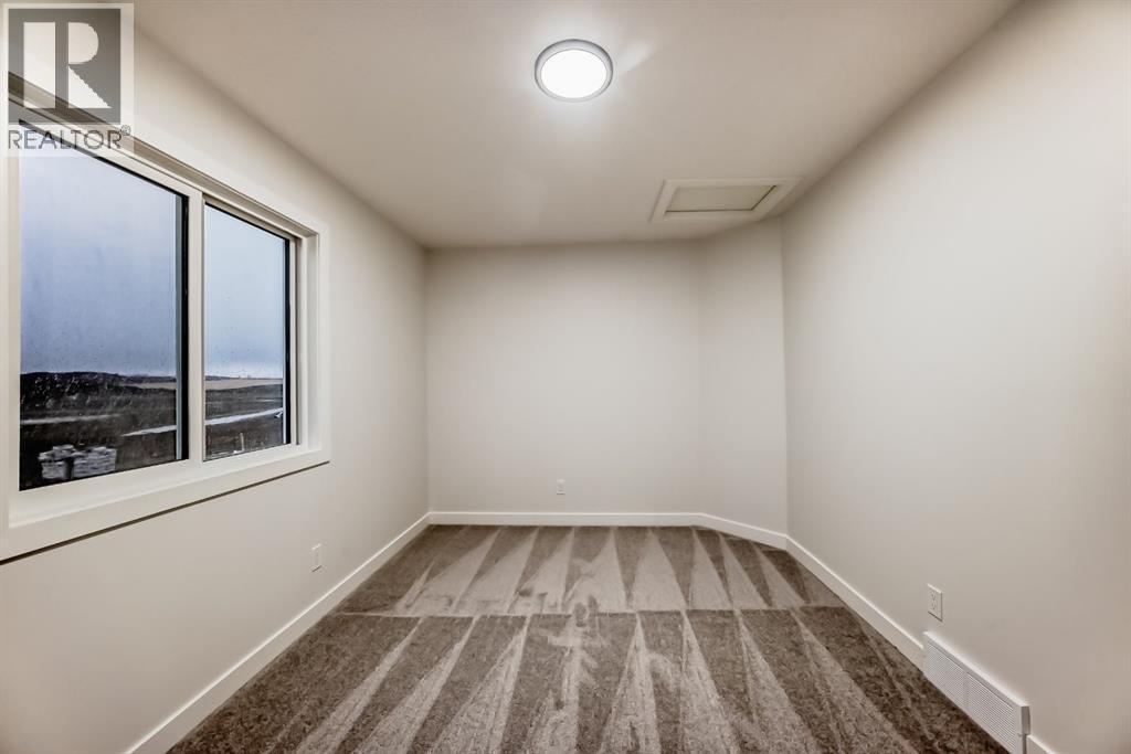 Photo 37 of 20 Lewiston View Ne, Calgary AB