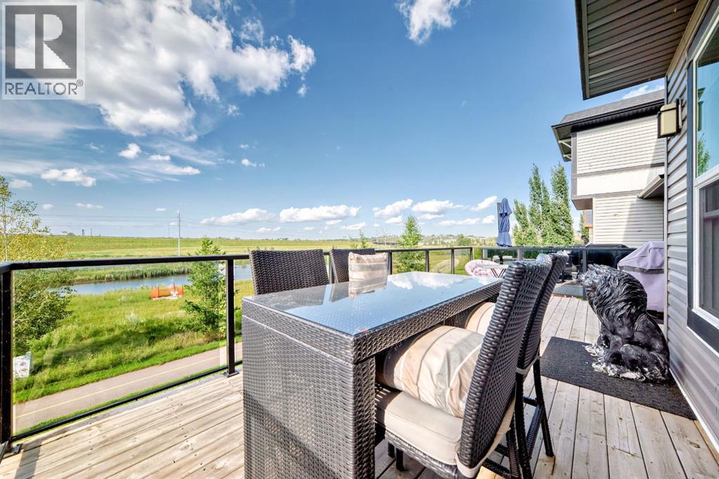 Single Family House for Sale in  Chaparral Valley Way SE Chaparral Calgary 