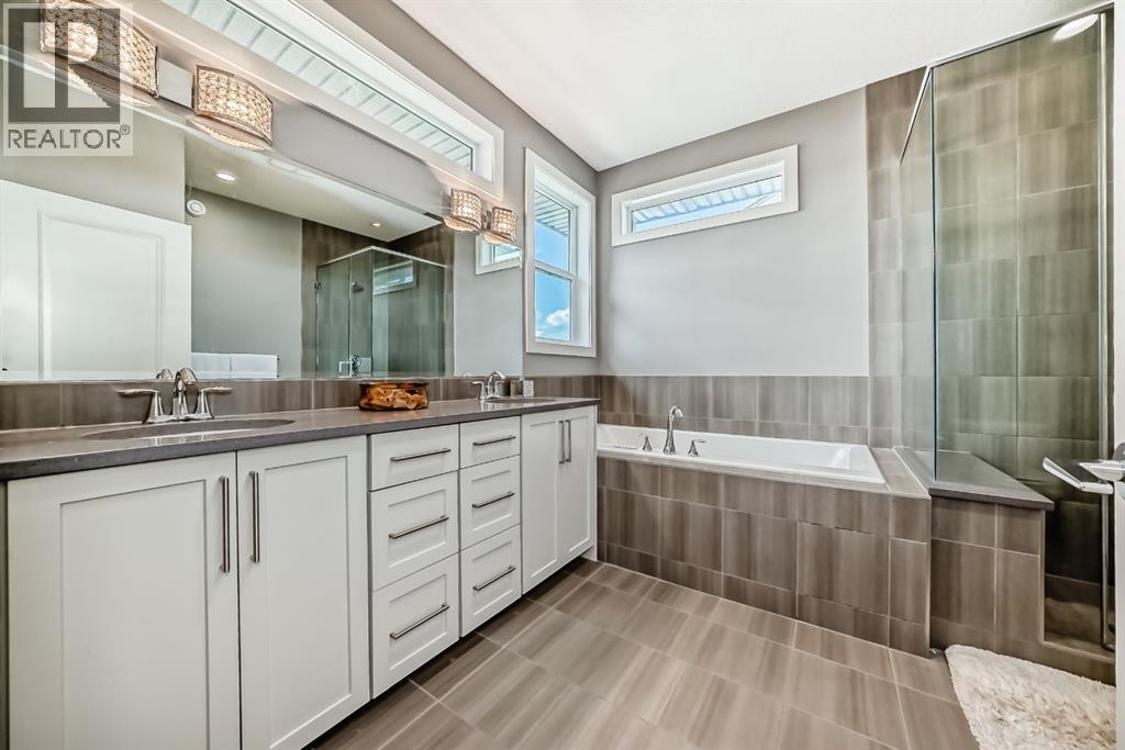 Single Family House for Sale in  Chaparral Valley Way SE Chaparral Calgary 