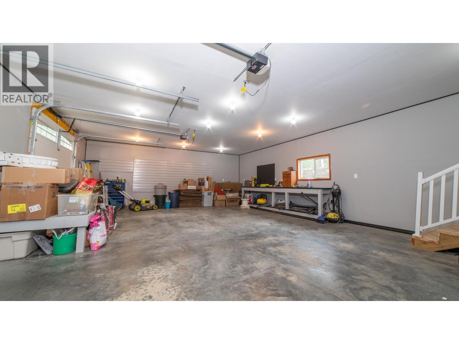 5145 ELSIE HOLMES Road, Creston