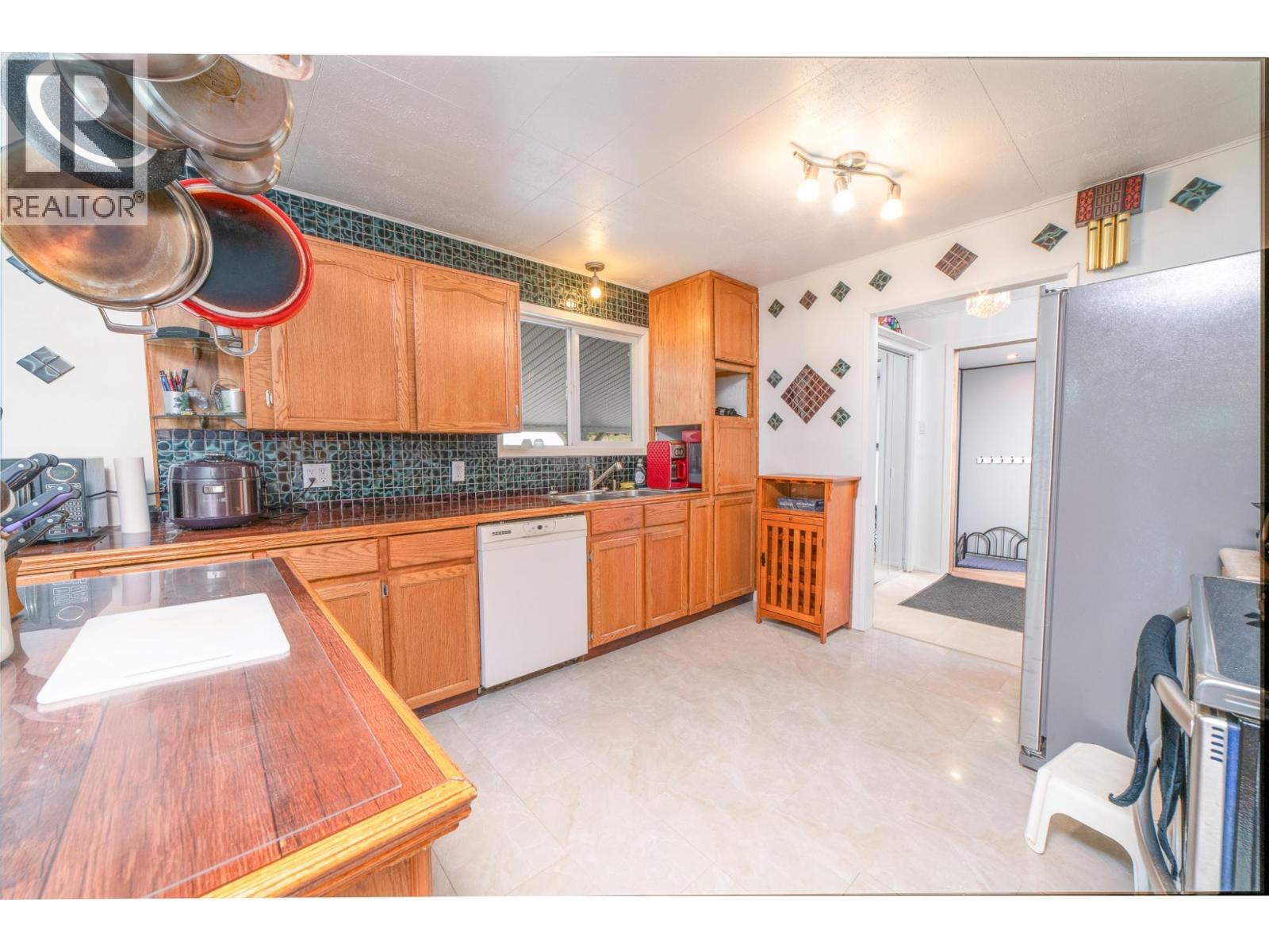 5145 ELSIE HOLMES Road, Creston
