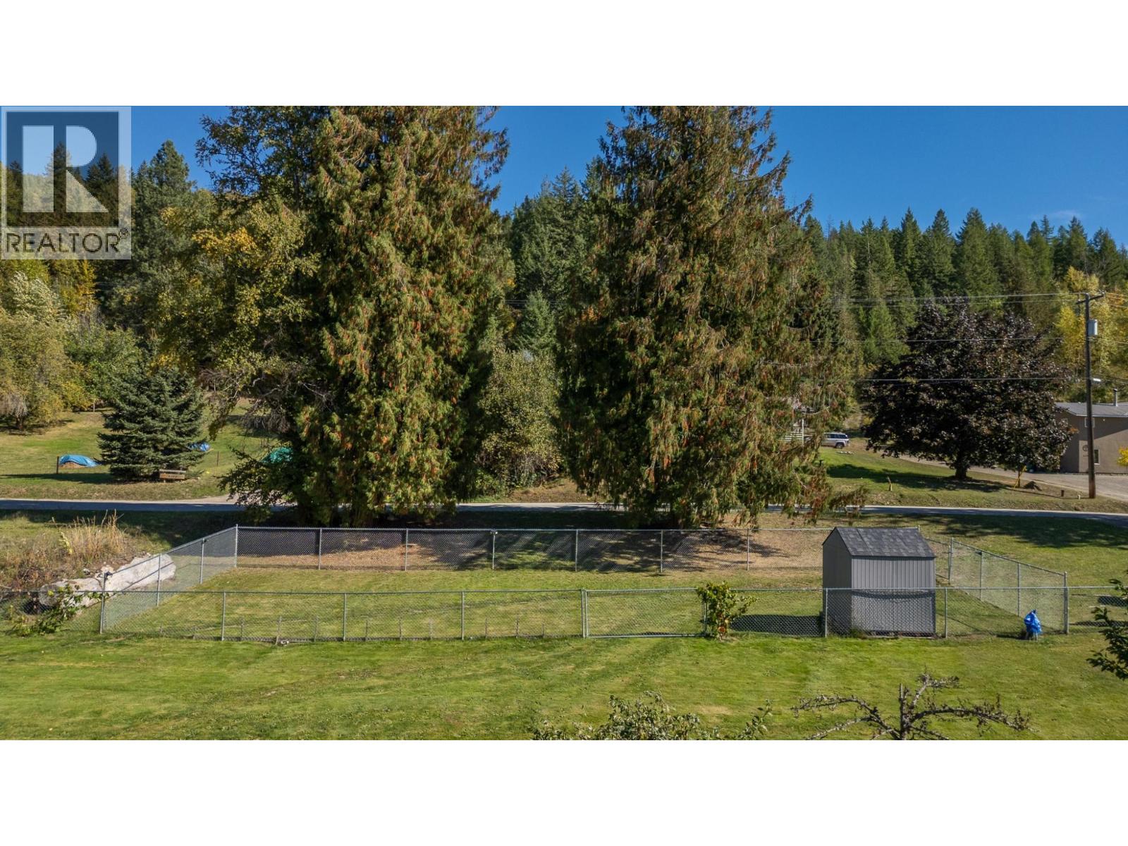 5145 ELSIE HOLMES Road, Creston