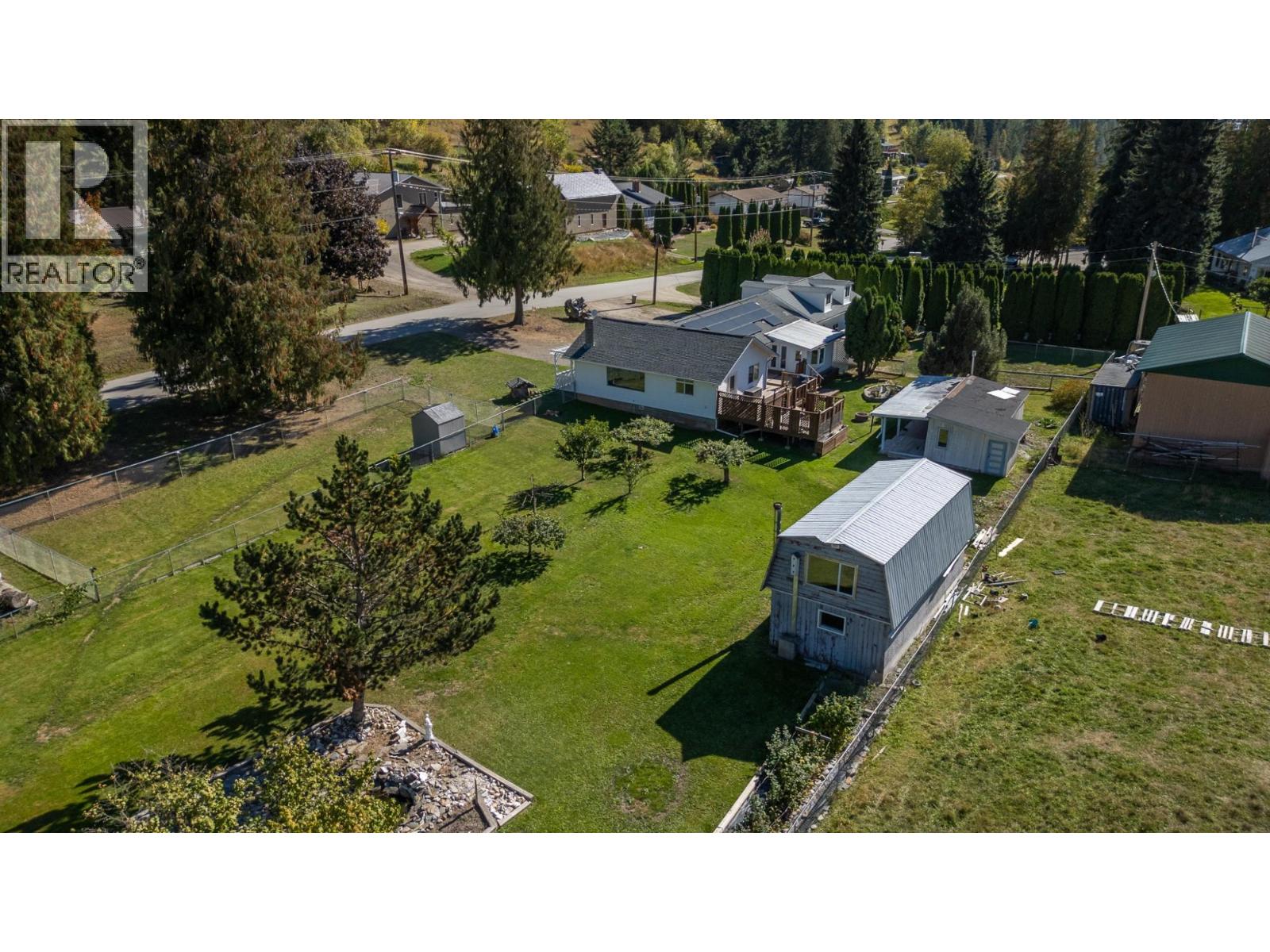 5145 ELSIE HOLMES Road, Creston