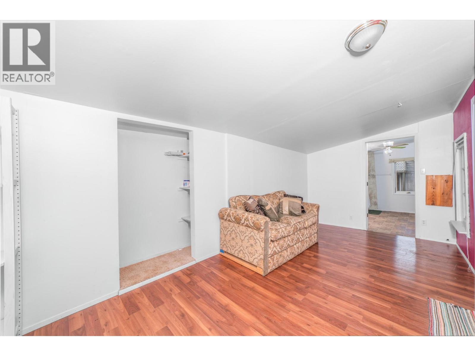 5145 ELSIE HOLMES Road, Creston