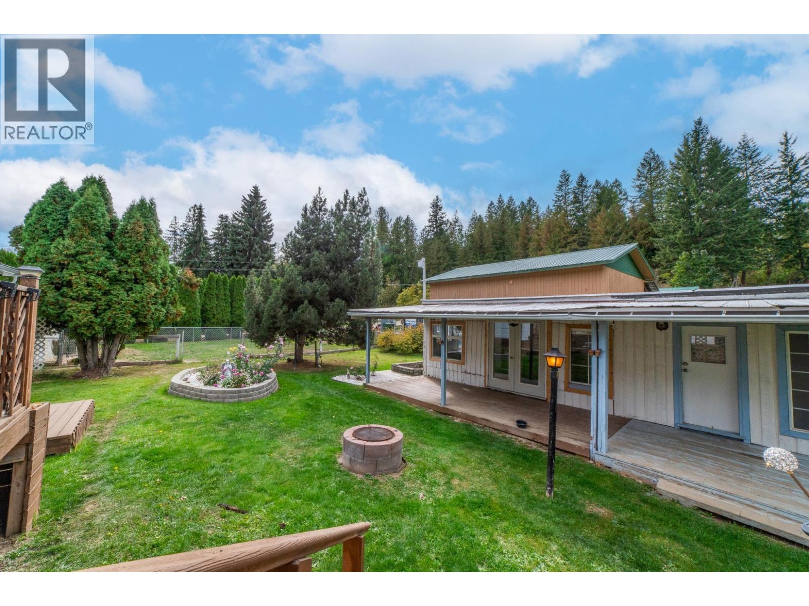 5145 ELSIE HOLMES Road, Creston