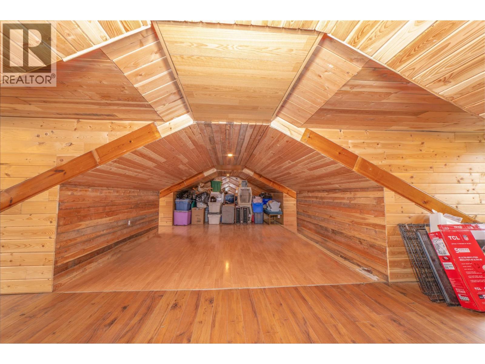 5145 ELSIE HOLMES Road, Creston