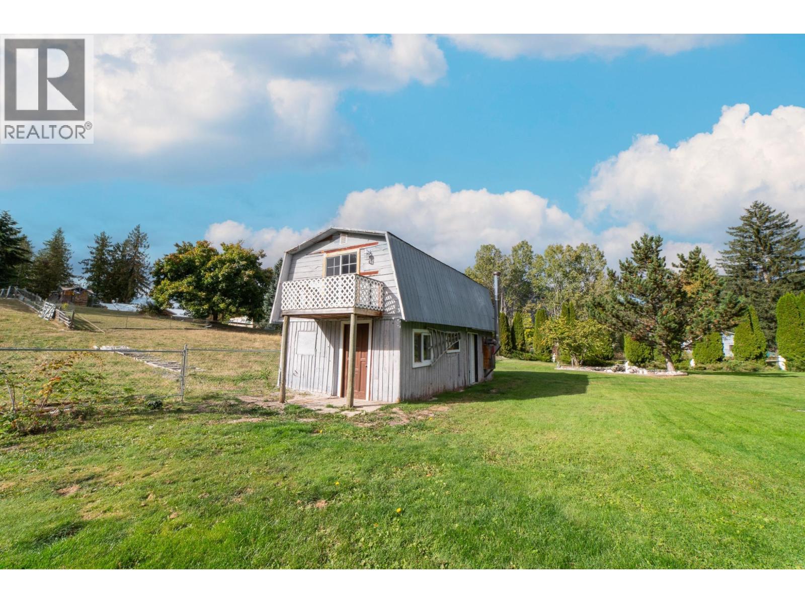 5145 ELSIE HOLMES Road, Creston