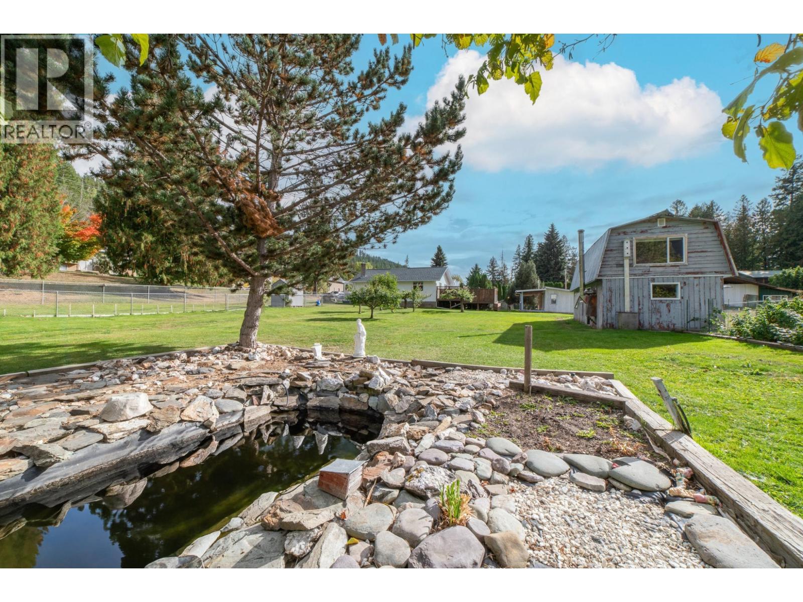 5145 ELSIE HOLMES Road, Creston