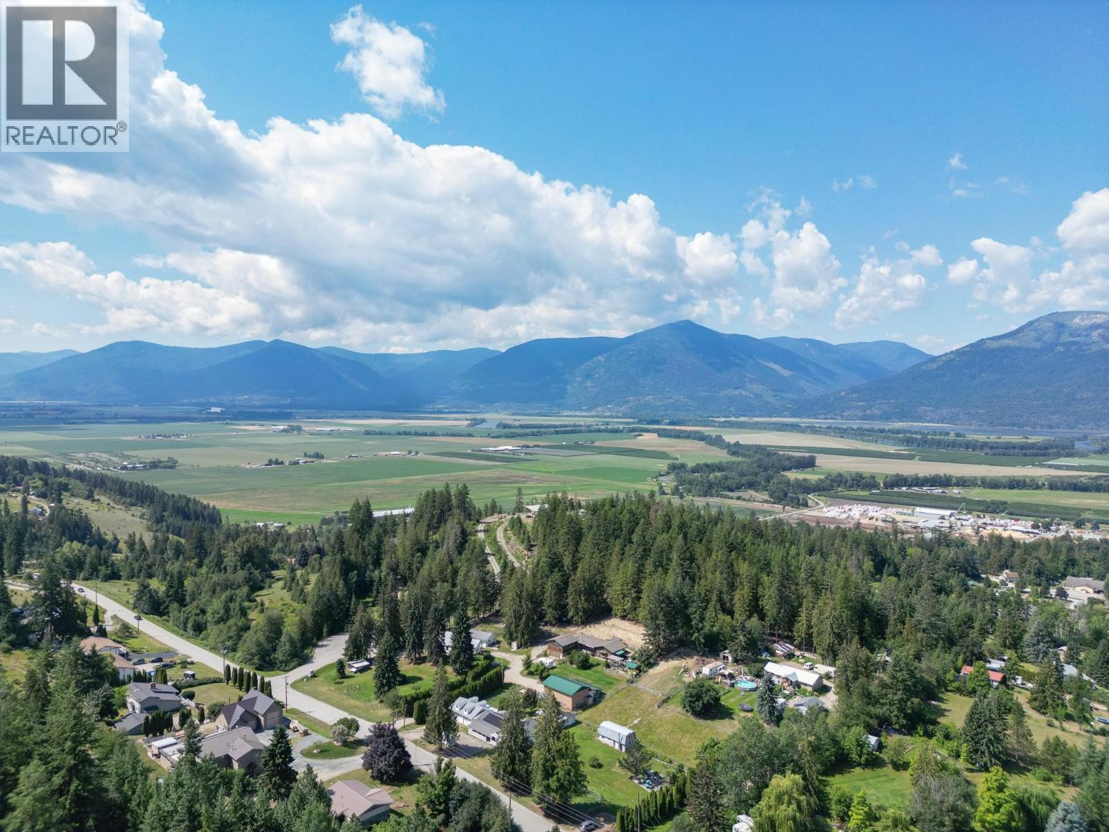 5145 ELSIE HOLMES Road, Creston