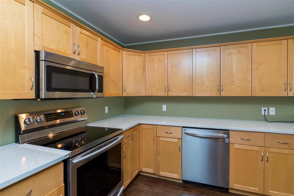 Photo 8 of 2 700 Dovercourt Drive, Winnipeg MB