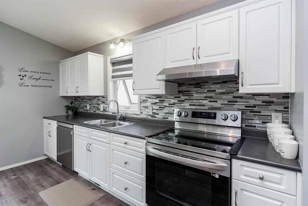 Photo 17 of 15 Grantsmuir Drive, Winnipeg MB
