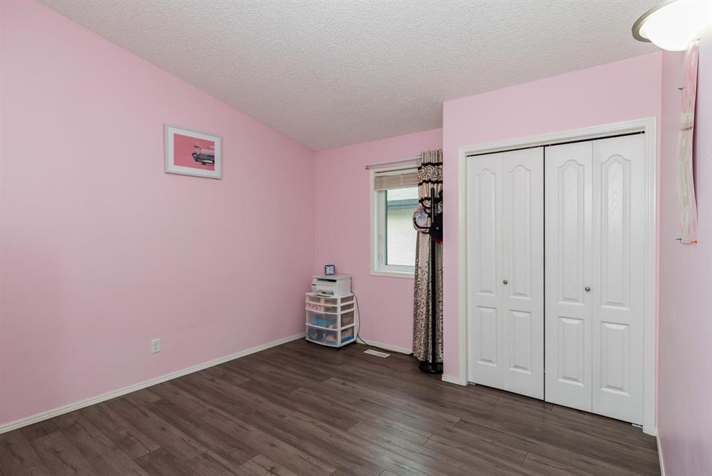 Photo 23 of 15 Grantsmuir Drive, Winnipeg MB