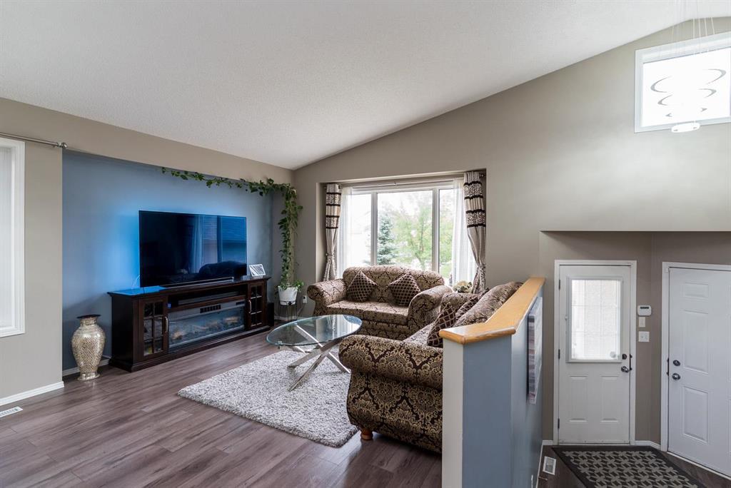 Photo 5 of 15 Grantsmuir Drive, Winnipeg MB