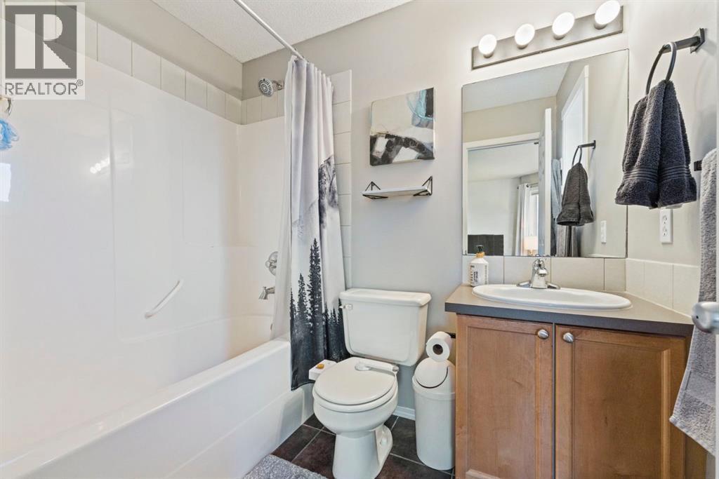 Single Family House for Sale in  Covepark Drive NE Coventry Hills Calgary 