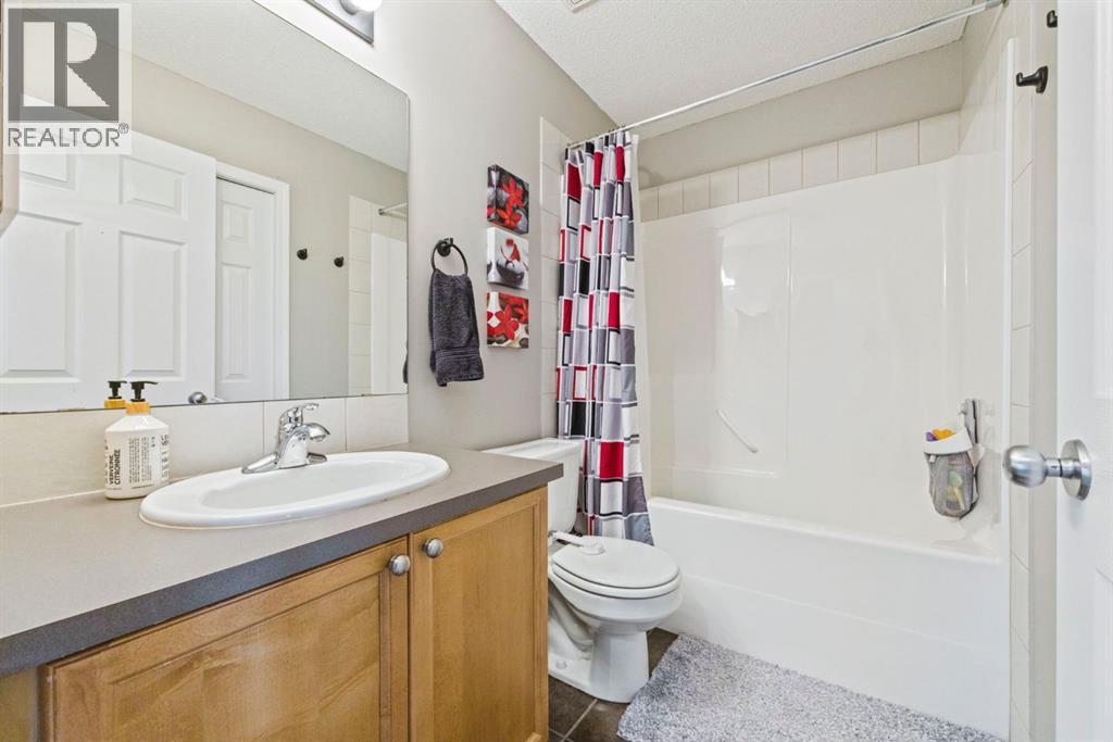 Single Family House for Sale in  Covepark Drive NE Coventry Hills Calgary 