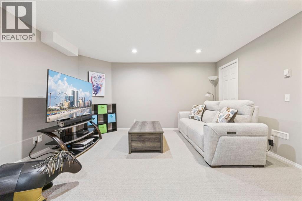 Single Family House for Sale in  Covepark Drive NE Coventry Hills Calgary 