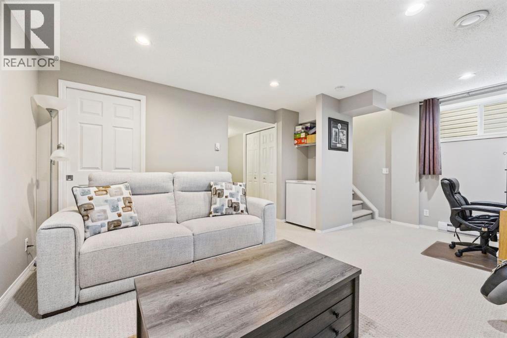 Single Family House for Sale in  Covepark Drive NE Coventry Hills Calgary 