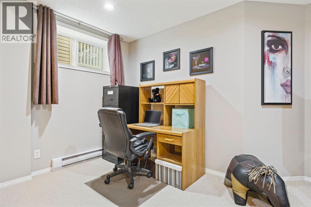 Single Family House for Sale in  Covepark Drive NE Coventry Hills Calgary 