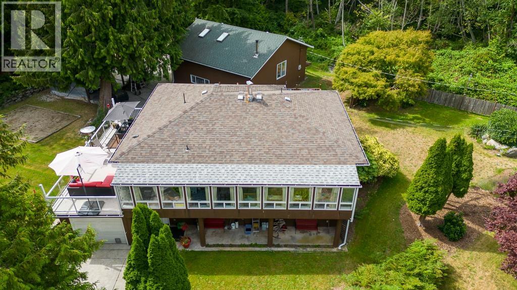 7781 HART ROAD, Halfmoon Bay