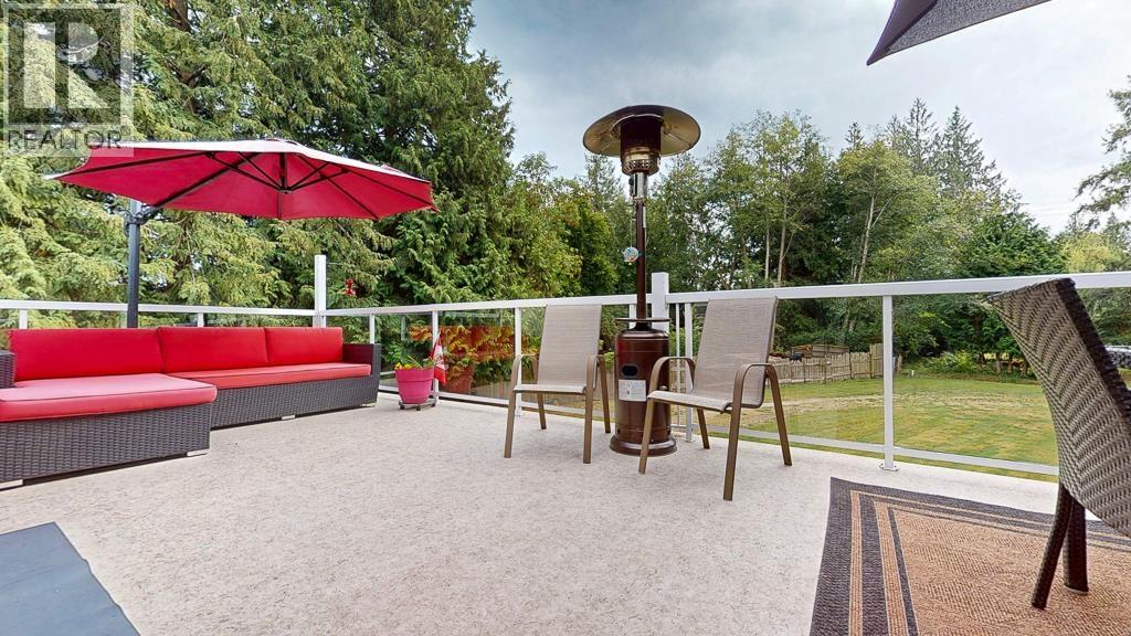 7781 HART ROAD, Halfmoon Bay