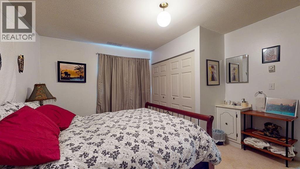 7781 HART ROAD, Halfmoon Bay