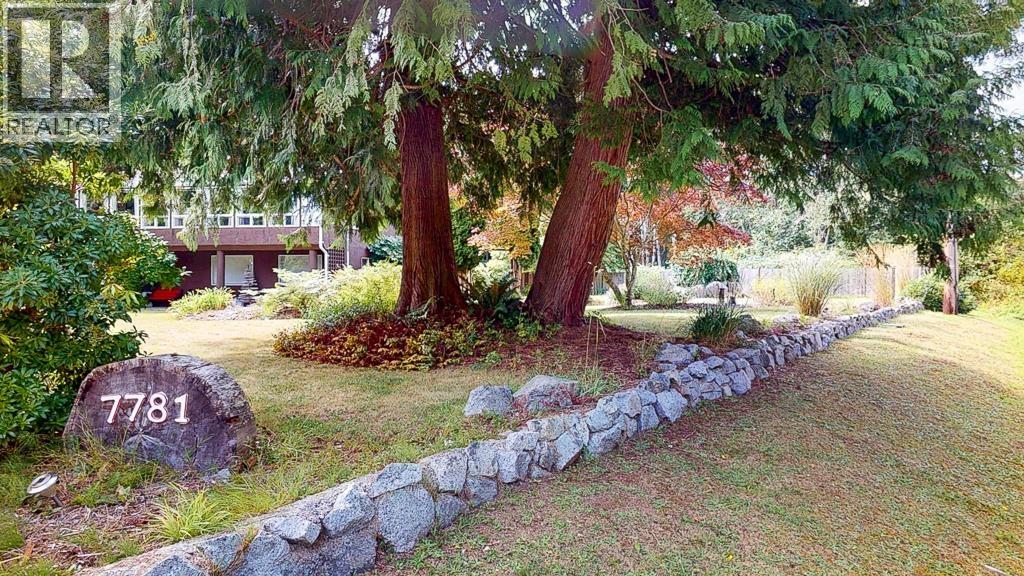 7781 HART ROAD, Halfmoon Bay