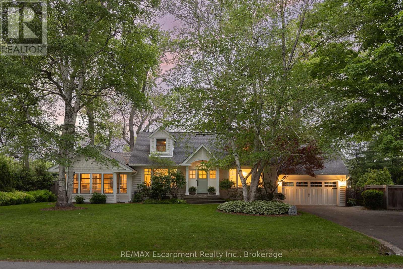 Photo 1 of 161 Dianne Avenue, Oakville ON