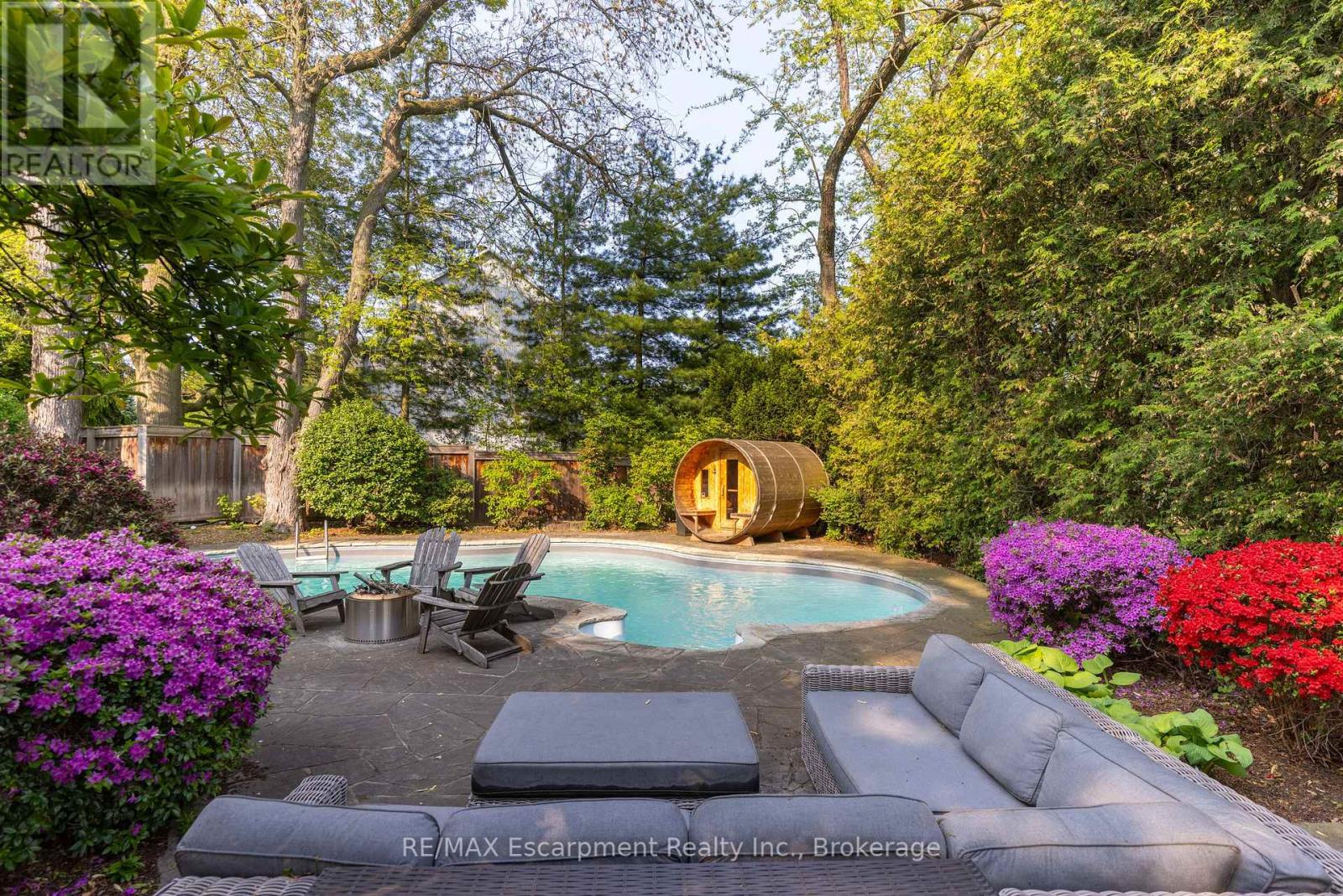 Photo 3 of 161 Dianne Avenue, Oakville ON