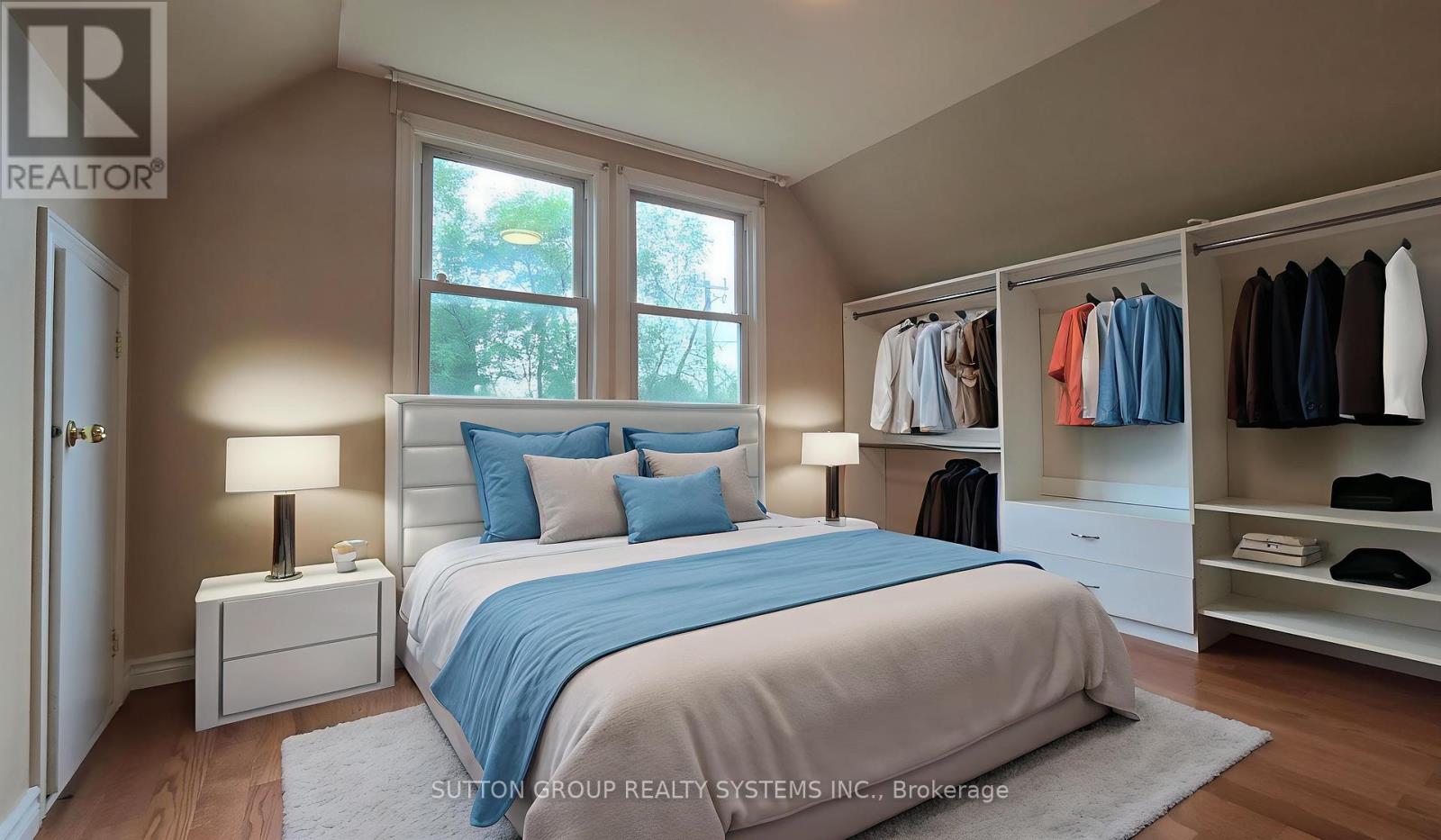 Photo 16 of 2232 Queensway Drive, Burlington ON