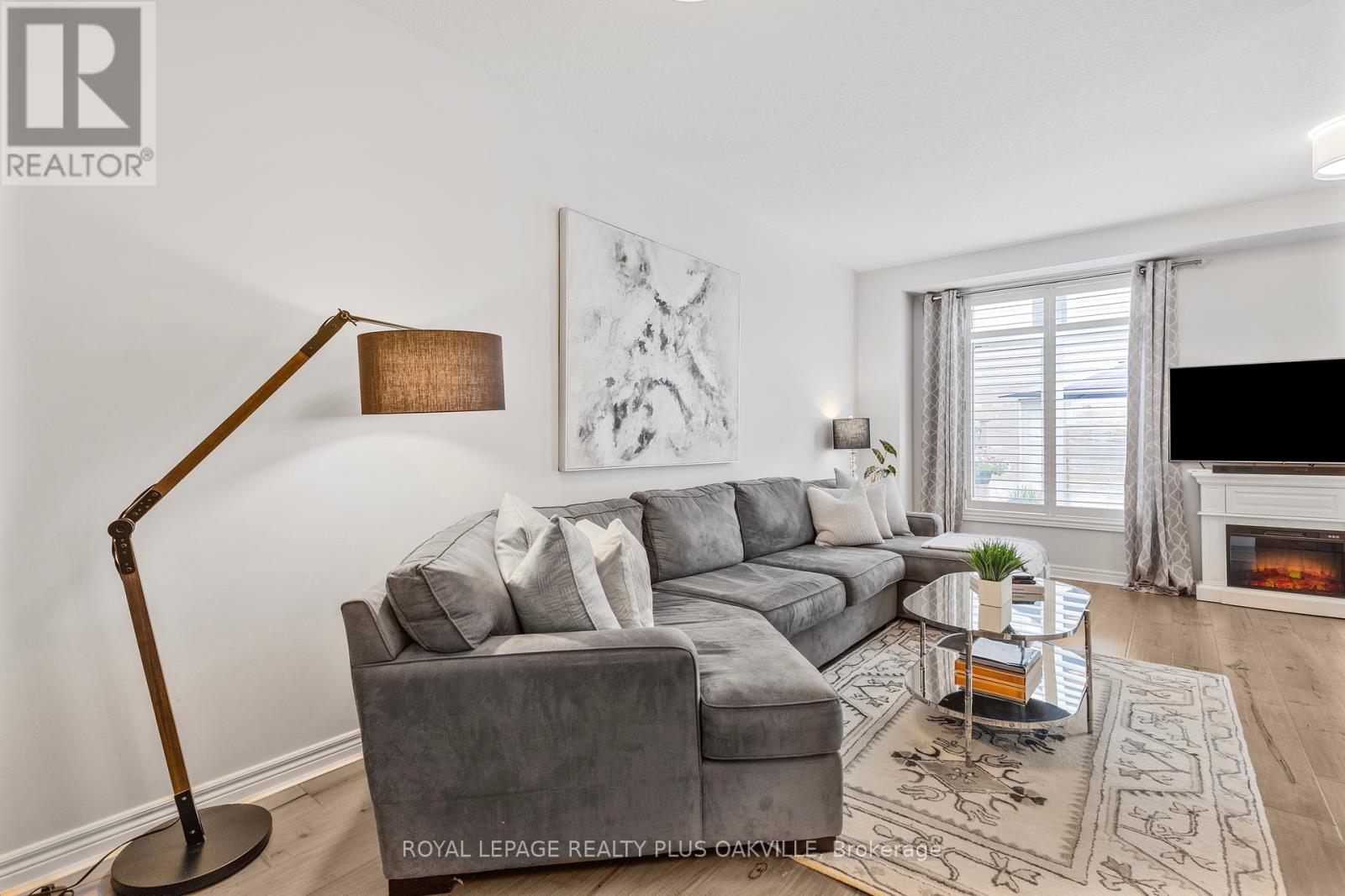 Photo 17 of 19 2997 Glover Lane, Burlington ON