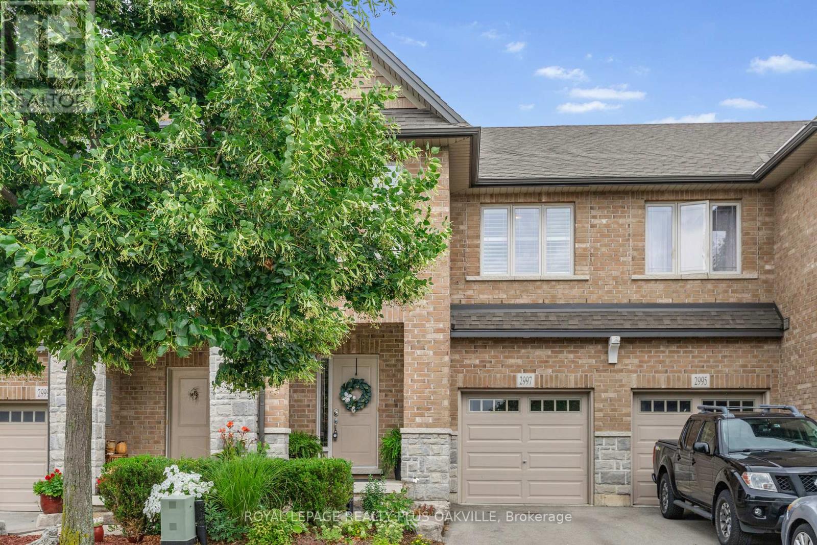 Photo 2 of 19 2997 Glover Lane, Burlington ON