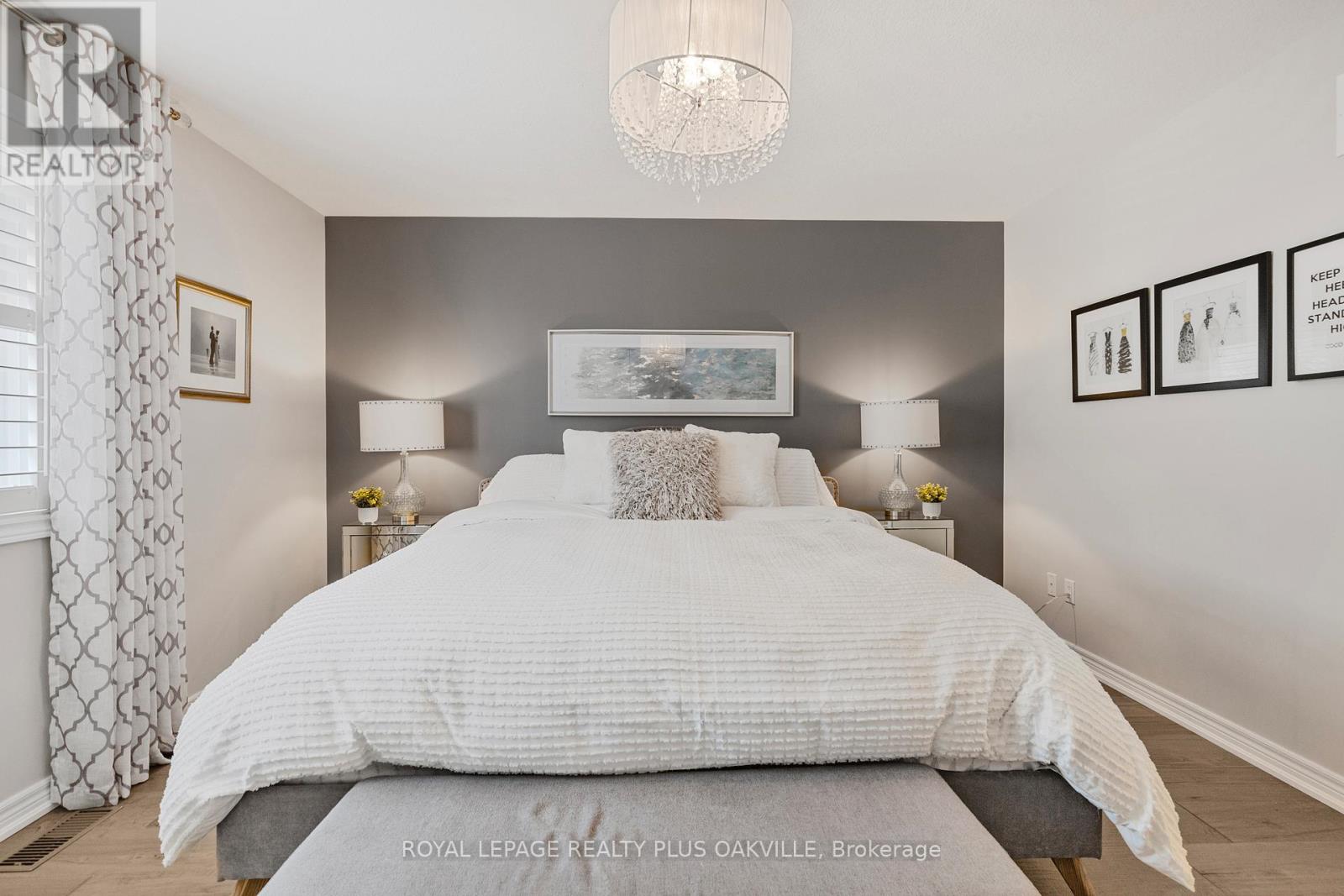 Photo 24 of 19 2997 Glover Lane, Burlington ON