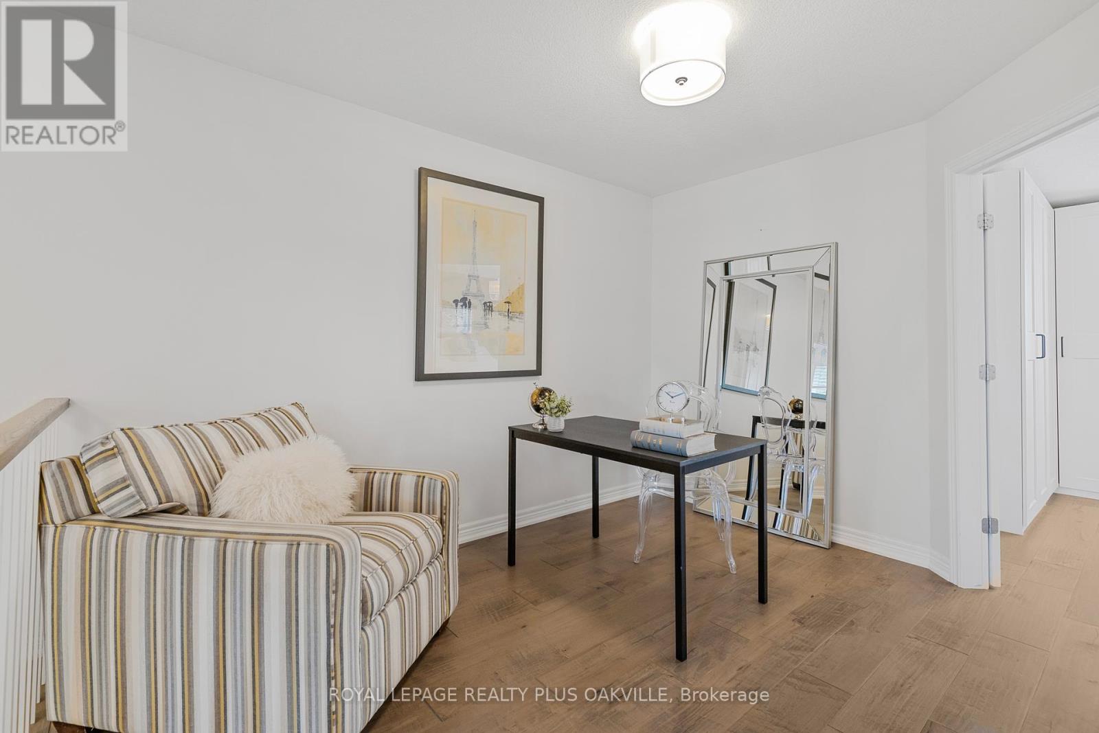 Photo 32 of 19 2997 Glover Lane, Burlington ON