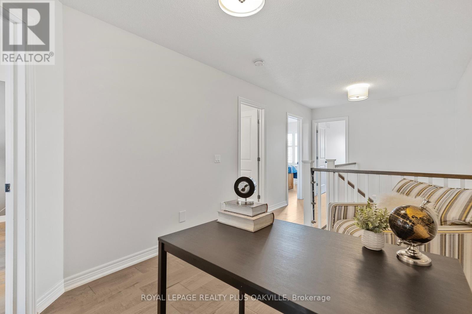 Photo 33 of 19 2997 Glover Lane, Burlington ON