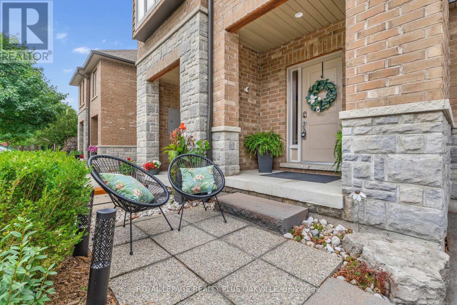 Photo 6 of 19 2997 Glover Lane, Burlington ON