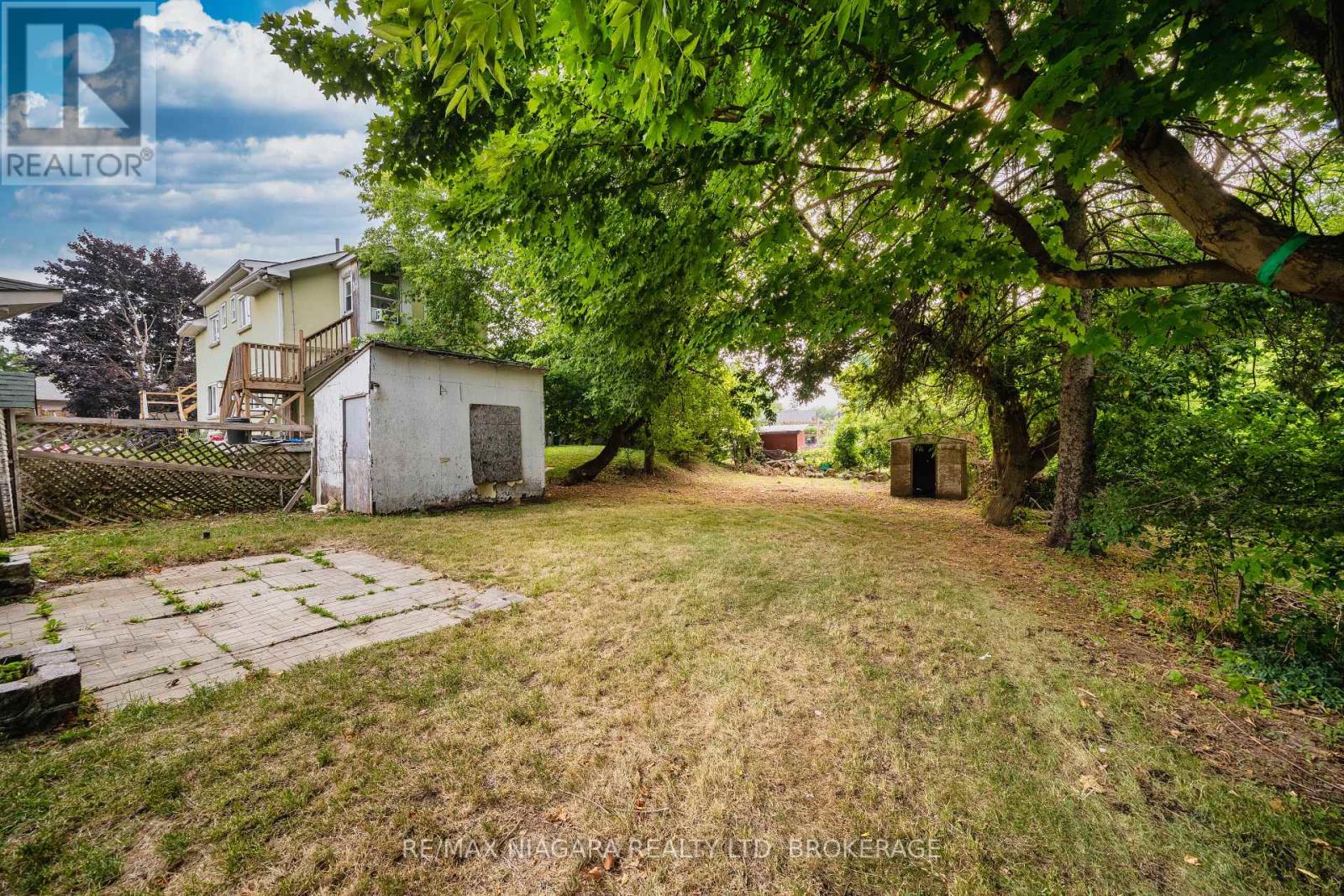 Photo 35 of 402 The Queensway South, Georgina ON