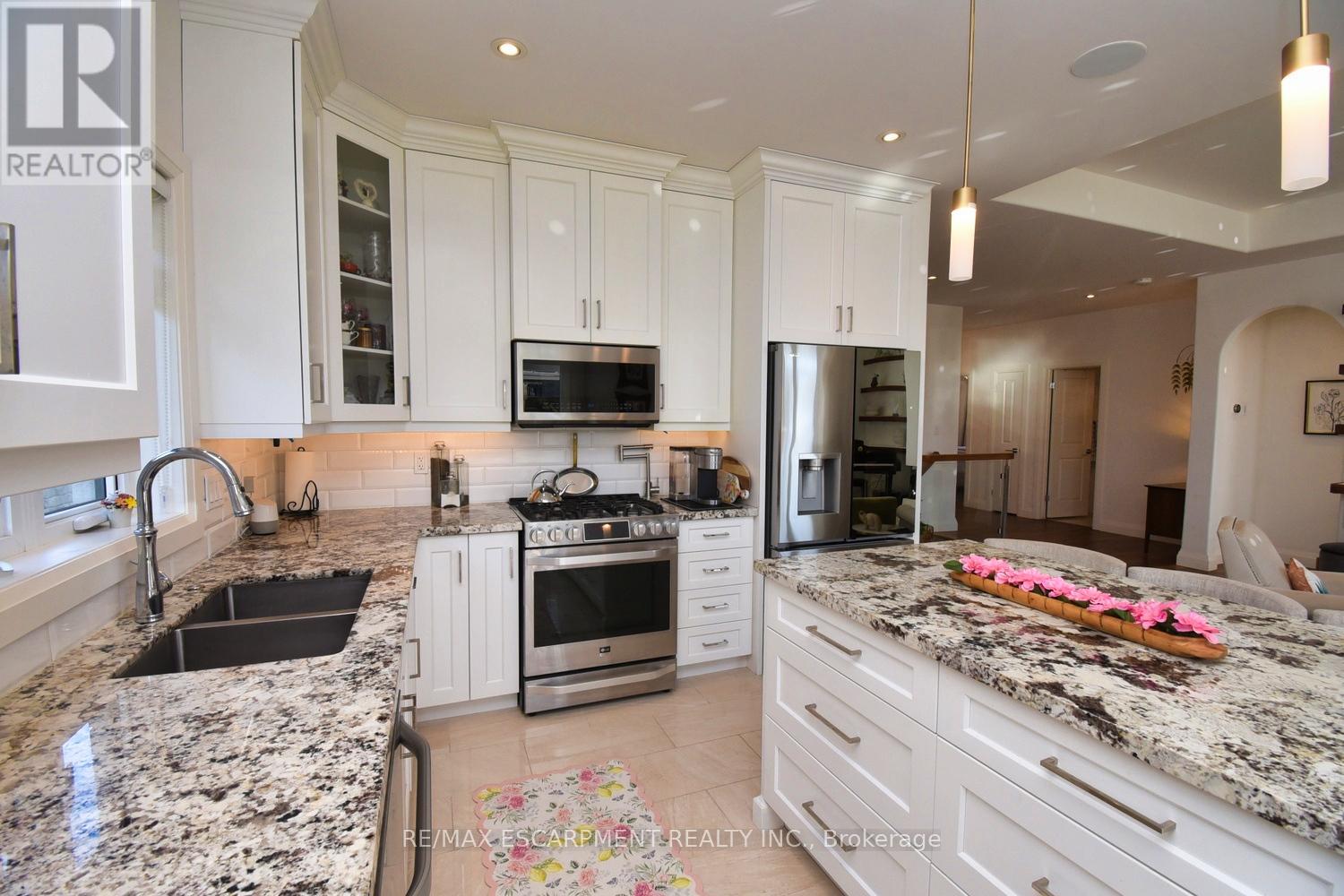 Photo 47 of 80 Backus Drive, Norfolk ON