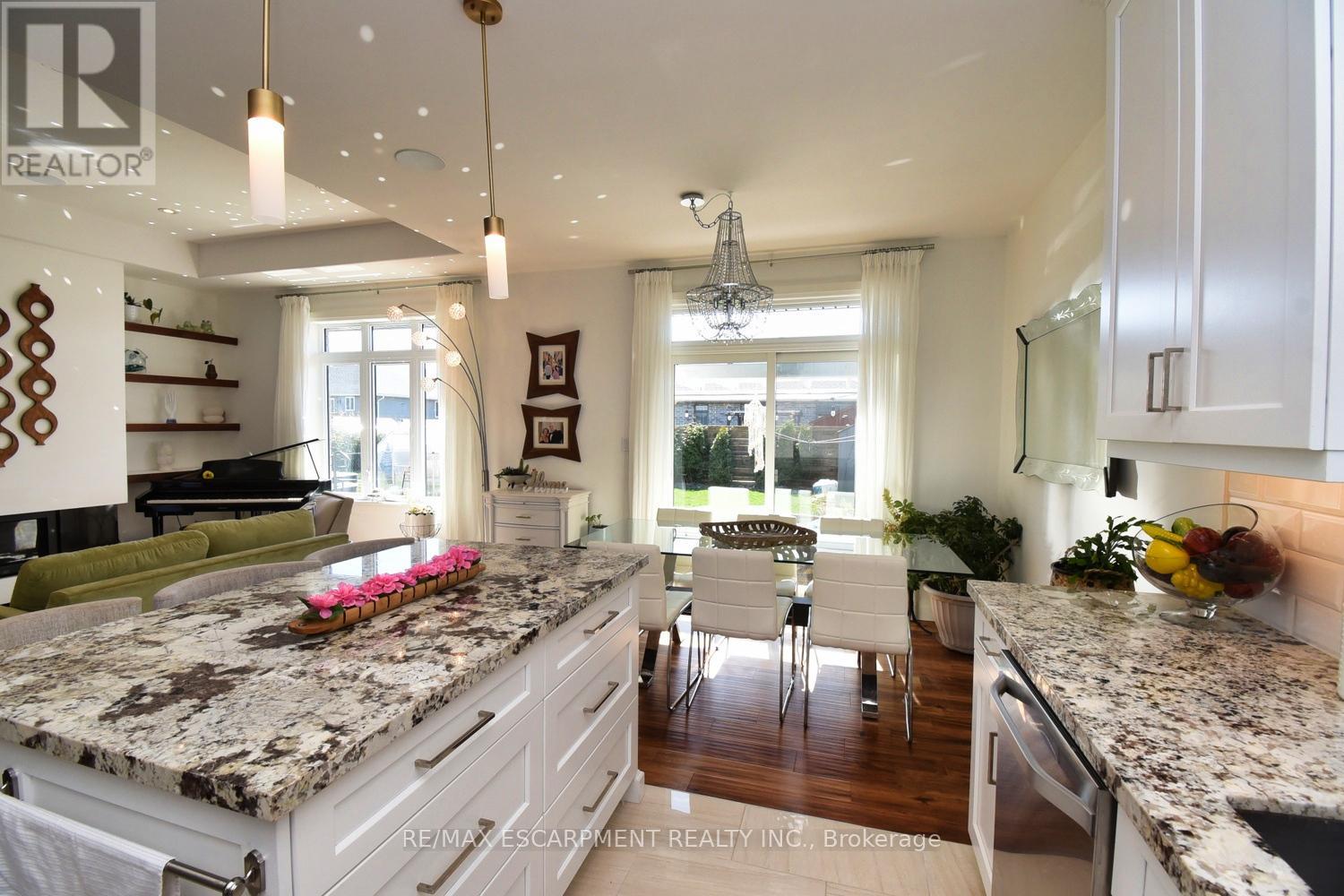 Photo 12 of 80 Backus Drive, Norfolk ON