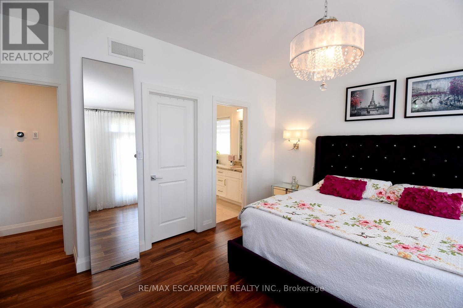 Photo 6 of 80 Backus Drive, Norfolk ON