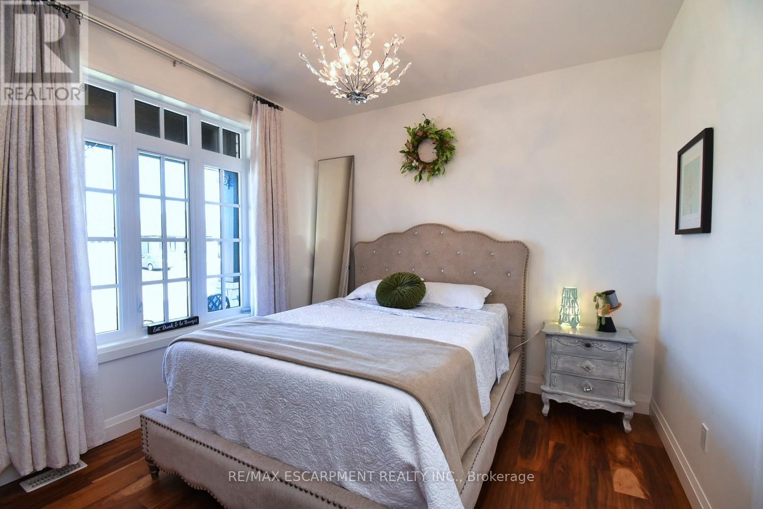 Photo 34 of 80 Backus Drive, Norfolk ON